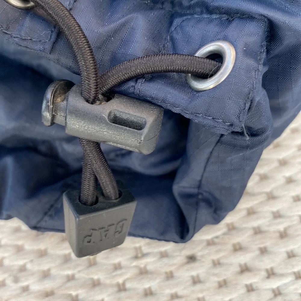 GAP Vintage Mens  Y2K! Reversible Down Vest! Med EUC!original owner! 🔥 - Picture 7 of 15